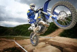 neumatico-michelin-enduro-competition-iiie-12090-18-r-tt-1.jpg